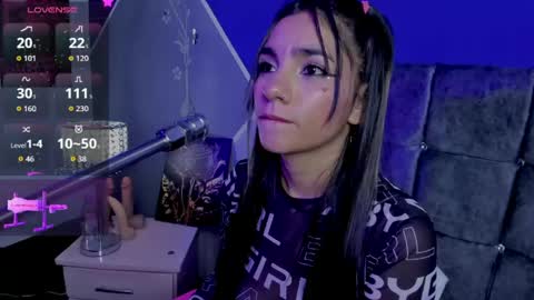 catalina_whore1 online show from 04-17-26, 08:34