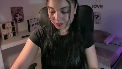 Snapshot of catalinagarciaa chatting on 12-13-25, 09:20 Catalina Garcia online show from 12-13-25, 09:20