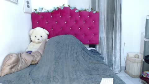 Mariacatalinakane online show from 05-29-26, 11:47