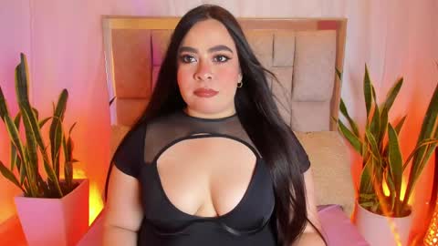 Snapshot of catalinareyezx chatting on 05-26-26, 06:42 Cata online show from 05-26-26, 06:42