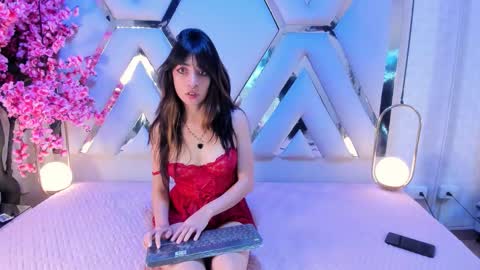 catarinamayer1 online show from 10-04-25, 09:13