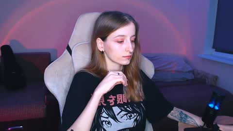 Snapshot of cath_dysphoria_ chatting on 01-12-25, 06:59 CATH online show from 01-12-25, 06:59