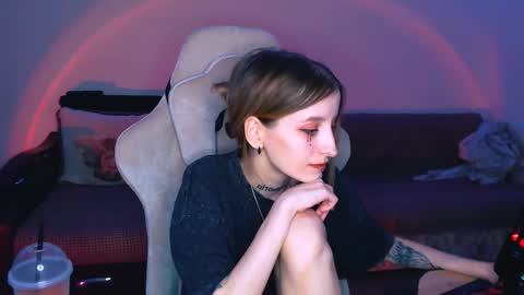 Snapshot of cath_dysphoria_ chatting on 02-18-25, 09:31 CATH online show from 02-18-25, 09:31
