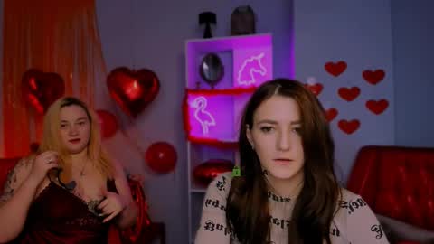 Snapshot of catherine_kitty chatting on 02-18-25, 01:55 Catherine online show from 02-18-25, 01:55