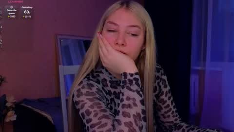 Snapshot of catherine_river chatting on 12-18-25, 11:16 Catherine online show from 12-18-25, 11:16