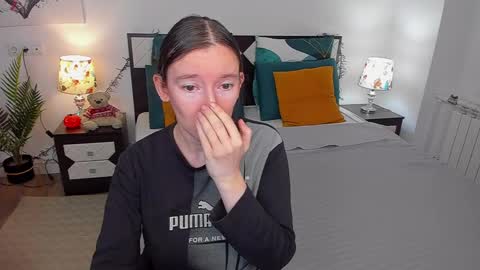 Catrin online show from 12-10-24, 02:05