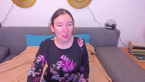 Catrin online show from 11-21-25, 04:55