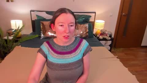 Catrin online show from 02-22-26, 03:18