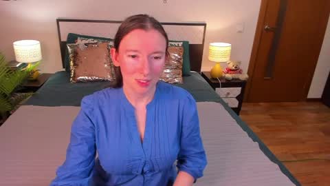 Catrin online show from 05-31-26, 01:58