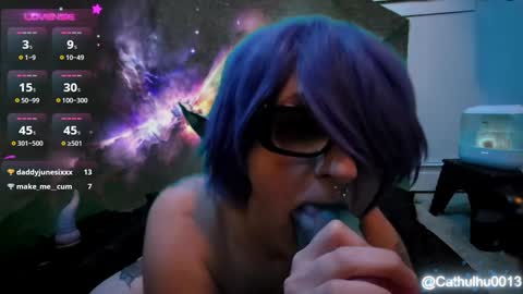 Snapshot of cathulhu0013 chatting on 01-16-25, 08:57 Cathulhu0013 online show from 01-16-25, 08:57