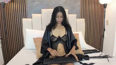 catiusca_reyes_03 online show from 11-22-25, 01:21