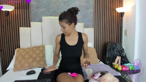catiusca_reyes_03 online show from 03-18-26, 12:30