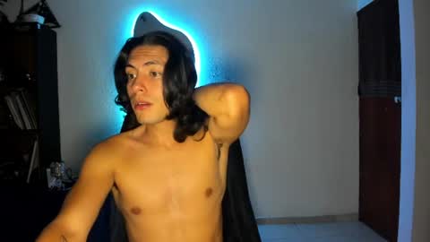 catnuaa online show from 06-12-26, 03:05