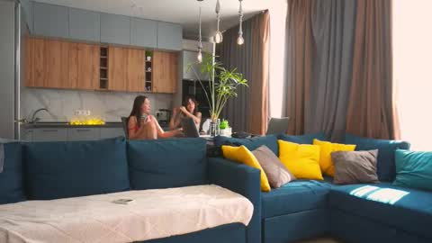 catolinanight online show from 09-11-25, 06:35