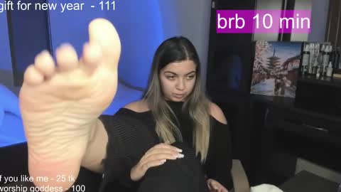 Snapshot of catrinaeuphorina chatting on 12-29-24, 03:33 Catrina or just Cat online show from 12-29-24, 03:33