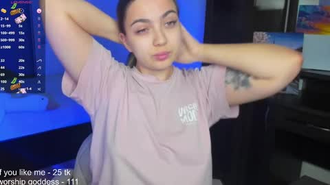 Snapshot of catrinaeuphorina chatting on 01-16-25, 06:27 Catrina or just Cat online show from 01-16-25, 06:27