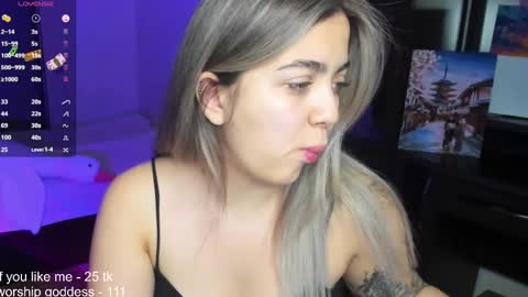 Snapshot of catrinaeuphorina chatting on 01-19-25, 03:53 Catrina or just Cat online show from 01-19-25, 03:53