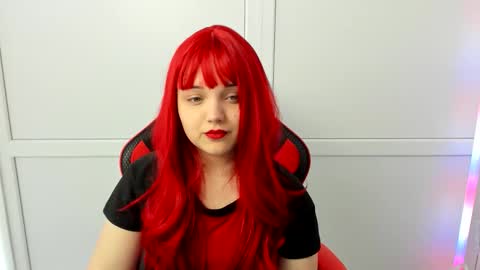 Snapshot of catrine_cute chatting on 03-31-26, 06:58 Catrine online show from 03-31-26, 06:58