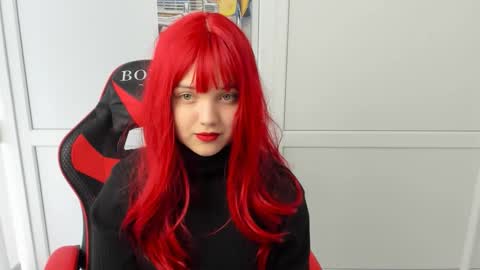 Snapshot of catrine_cute chatting on 04-12-26, 06:51 Catrine online show from 04-12-26, 06:51