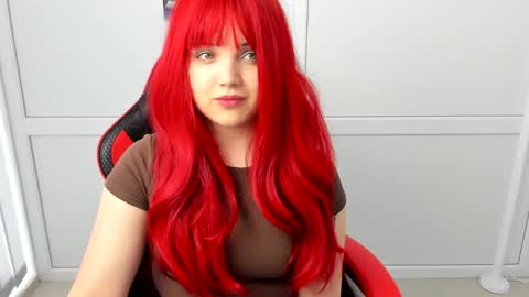 Snapshot of catrine_cute chatting on 04-18-26, 06:39 Catrine online show from 04-18-26, 06:39