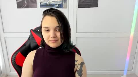 Snapshot of catrine_cute chatting on 05-13-26, 06:44 Catrine online show from 05-13-26, 06:44