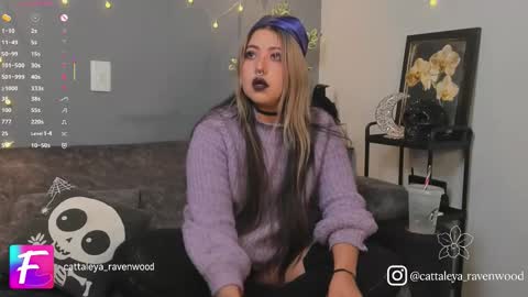 Cattaleya Ravenwood online show from 11-08-25, 10:37