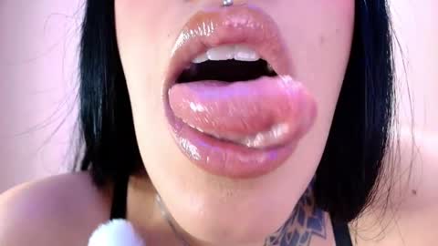 Cattleya online show from 03-31-26, 02:46