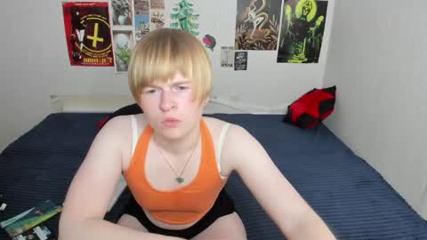 cattie_w_ online show from 05-29-26, 01:14