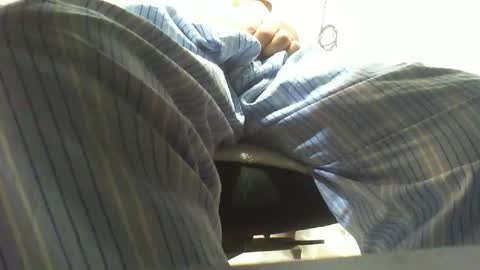 Snapshot of causticavibes chatting on 11-15-25, 07:21 causticavibes online show from 11-15-25, 07:21