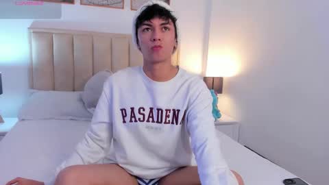 Cayden online show from 11-05-25, 04:23