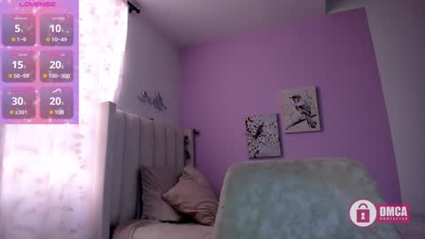 Snapshot of caylin_jordan chatting on 12-10-24, 02:39 Cay online show from 12-10-24, 02:39