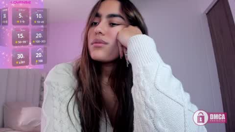 Snapshot of caylin_jordan chatting on 12-23-24, 03:01 Cay online show from 12-23-24, 03:01