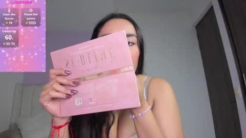 Snapshot of caylin_jordan chatting on 02-22-25, 04:18 Cay online show from 02-22-25, 04:18