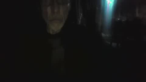 Snapshot of cbtmancan chatting on 11-15-25, 09:28 cbtmancan online show from 11-15-25, 09:28