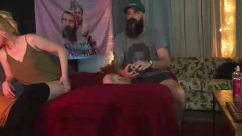 Snapshot of ccgreysweatpants chatting on 02-12-26, 04:07 WHAT CAN YOU GET US TO DO online show from 02-12-26, 04:07