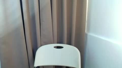 Snapshot of ce_lien chatting on 01-15-26, 07:35 Celine online show from 01-15-26, 07:35