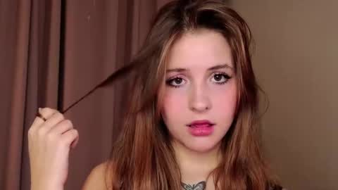 Snapshot of ceceliapidcock chatting on 02-21-26, 07:37 Lina online show from 02-21-26, 07:37