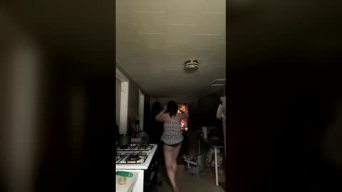 cecerose813 online show from 04-09-26, 12:21