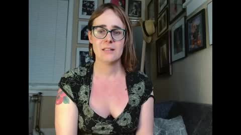 Cecily Saint Claire online show from 03-12-25, 01:51