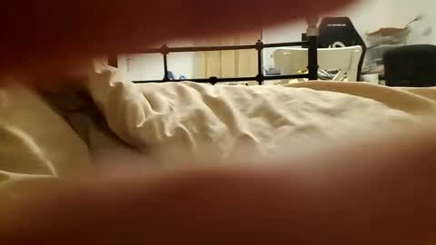 Snapshot of ced14 chatting on 09-30-25, 07:30 ced14 online show from 09-30-25, 07:30