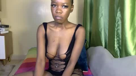 Snapshot of ceepretty chatting on 05-29-26, 10:24 santana online show from 05-29-26, 10:24