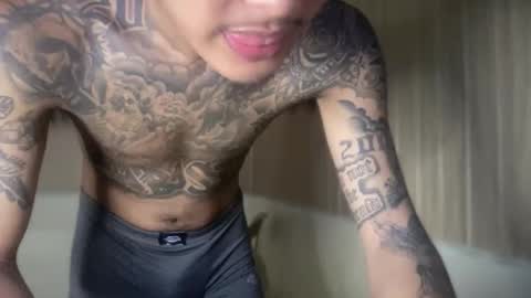 Snapshot of ceesteve_hot chatting on 05-11-26, 05:46 ceesteve_hot online show from 05-11-26, 05:46