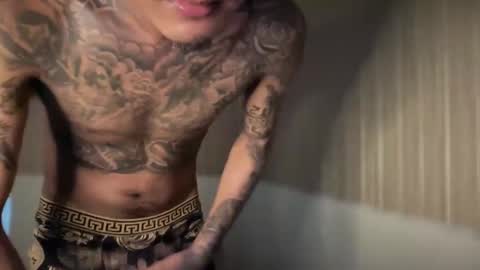 Snapshot of ceesteve_hot chatting on 05-16-26, 06:43 ceesteve_hot online show from 05-16-26, 06:43