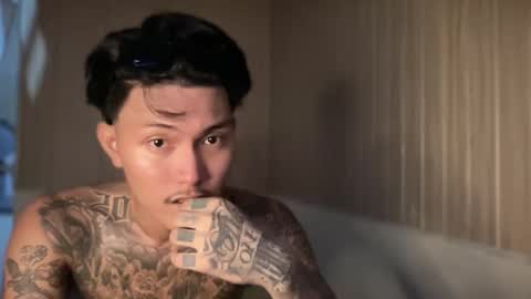 Snapshot of ceesteve_hot chatting on 05-16-26, 06:54 ceesteve_hot online show from 05-16-26, 06:54