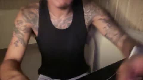 Snapshot of ceesteve_hot chatting on 05-30-26, 09:39 ceesteve_hot online show from 05-30-26, 09:39