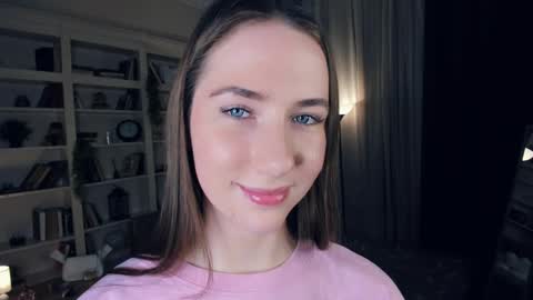 Josie Manesi online show from 12-24-24, 07:33