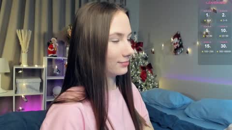 Josie Manesi online show from 01-17-25, 11:40