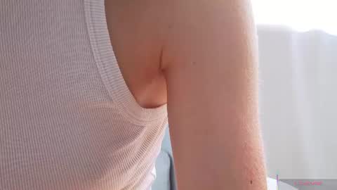 Josie Manesi online show from 07-02-26, 05:57