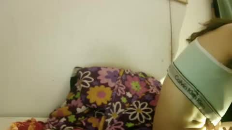 Snapshot of celeste198694 chatting on 03-17-26, 07:28 celeste198694 online show from 03-17-26, 07:28