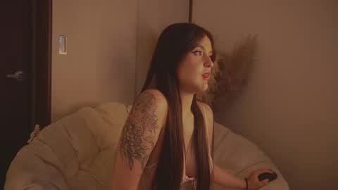 Snapshot of celeste_angel1 chatting on 03-04-25, 12:07 Diane Independent model online show from 03-04-25, 12:07